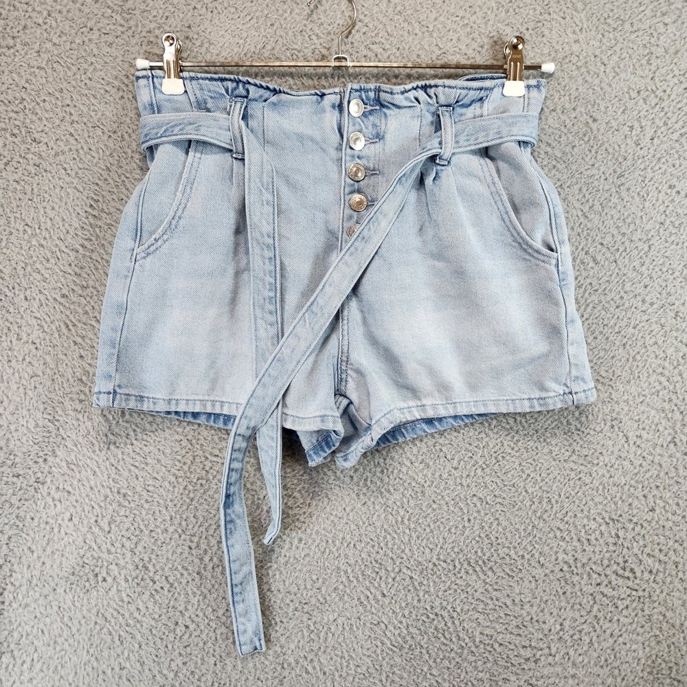 American Eagle Mom Shorts Womens 4 (Fits W30) Light Wash Button Fly Cotton